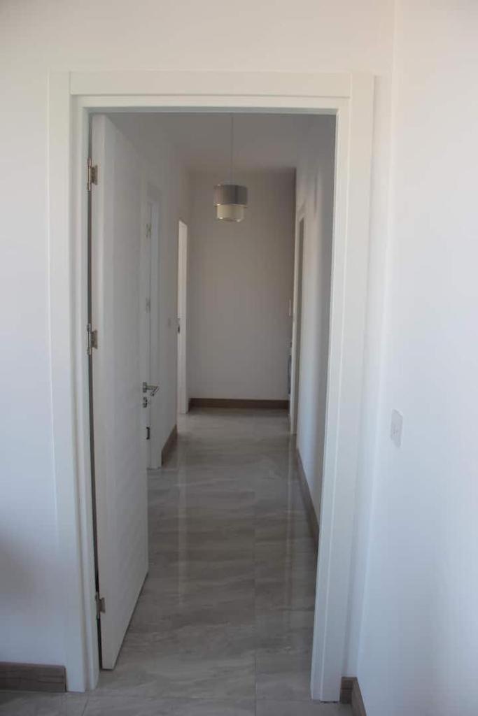 Okman Homes Kerýnia Eksteriør bilde